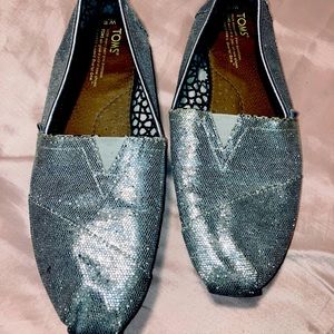 Silver TOMS